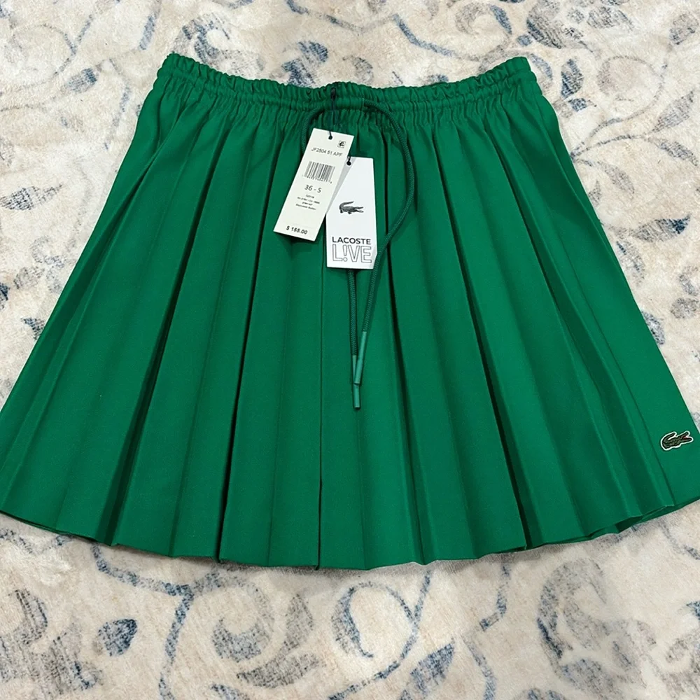 NWT Lacoste Live Womens Green Pleated Tennis Skirt, Size 36-S - Picture 2 of 6